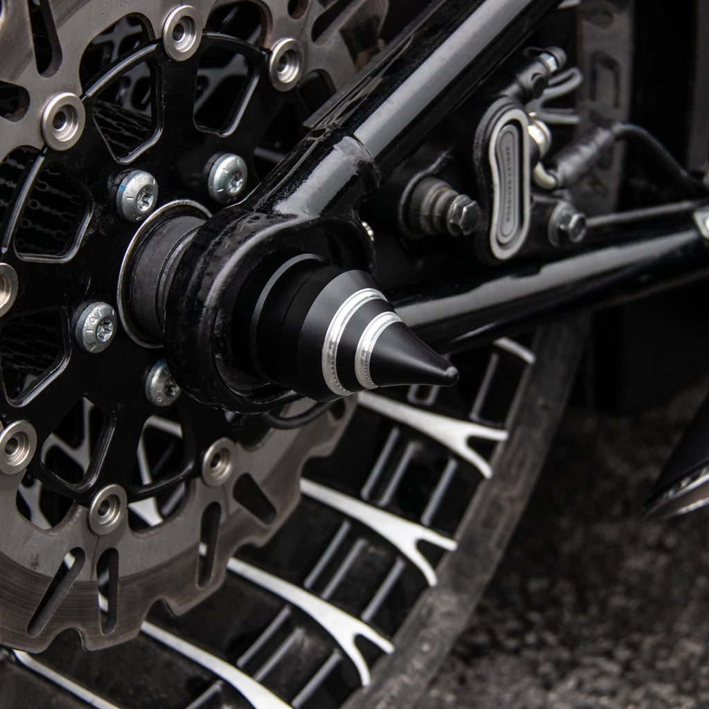 Axle Nut Covers for Harley 2018+ Softail Fatboy Breakout Street Bob