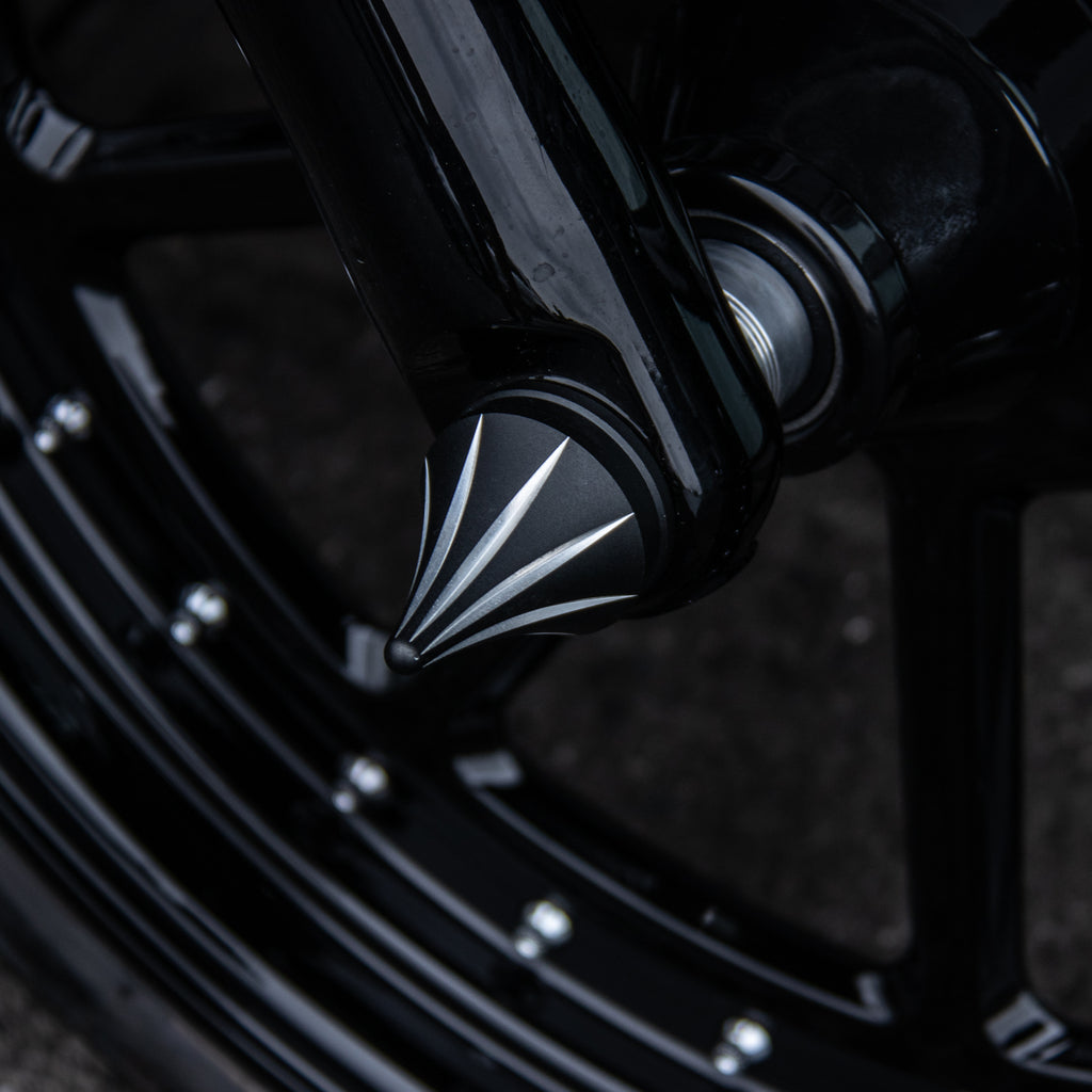 Axle Nut Covers for Harley 2018+ Softail Fatboy Breakout Street Bob