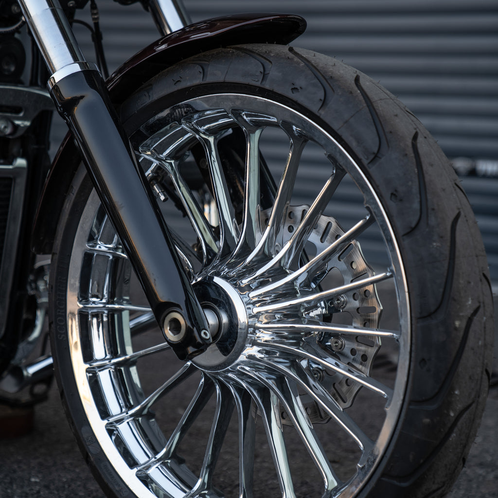 White Rims Harley Chrome Tubeless Wheels for Harley Softail Breakout 2013-2026 – HOPROUSA